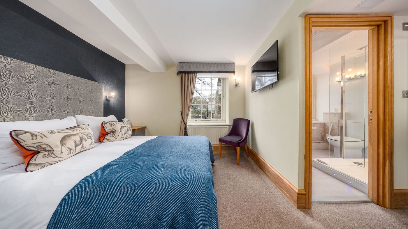 The Deluxe Double room at Ennios